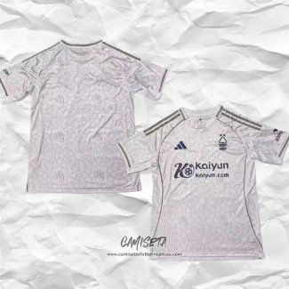 Segunda Camiseta Nottingham Forest 2025-2026