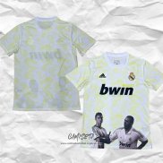 Camiseta Real Madrid Special 2025-2026 Blanco Amarillo Tailandia