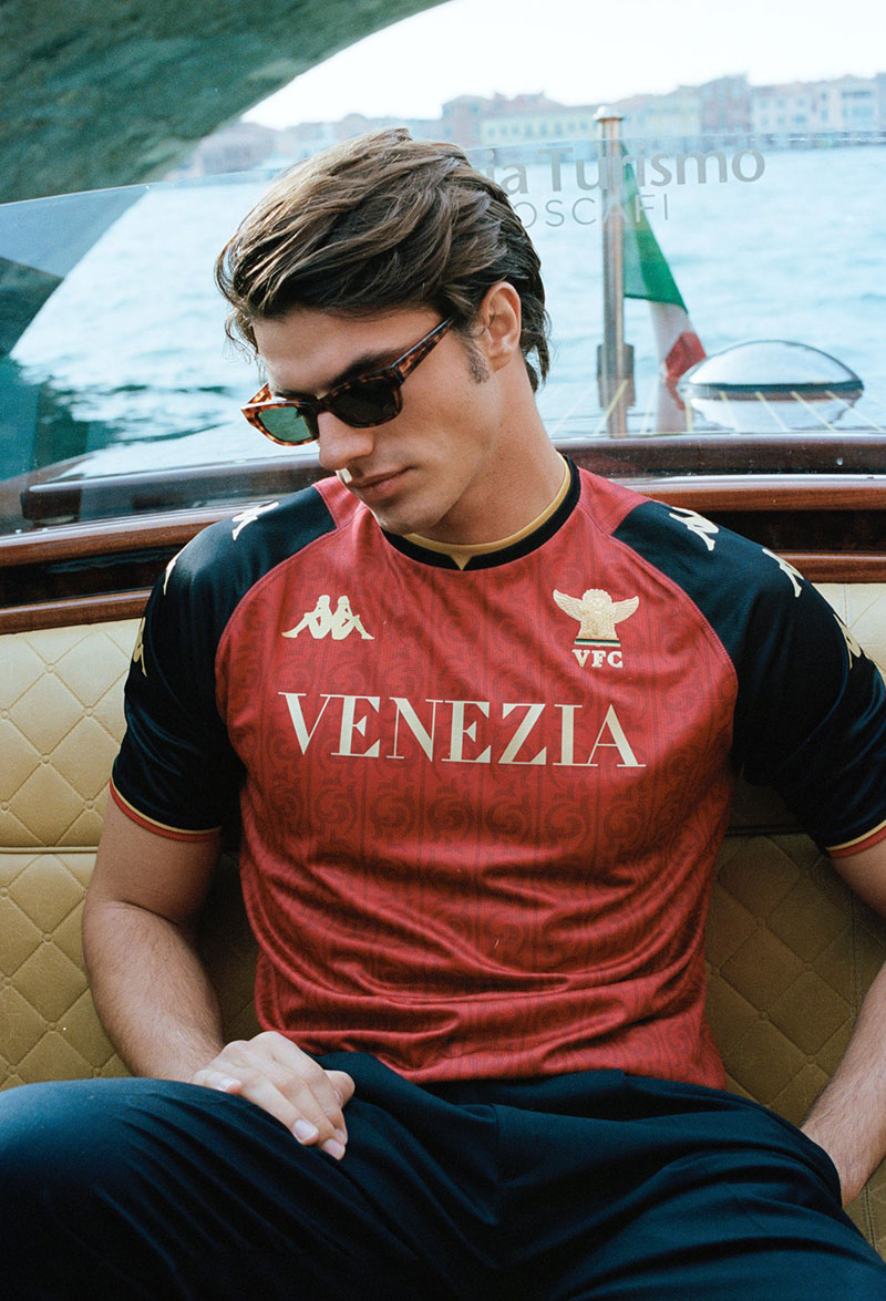 Venezia-FC-2021-22-Kappa-Fourth-Kit-02.jpg