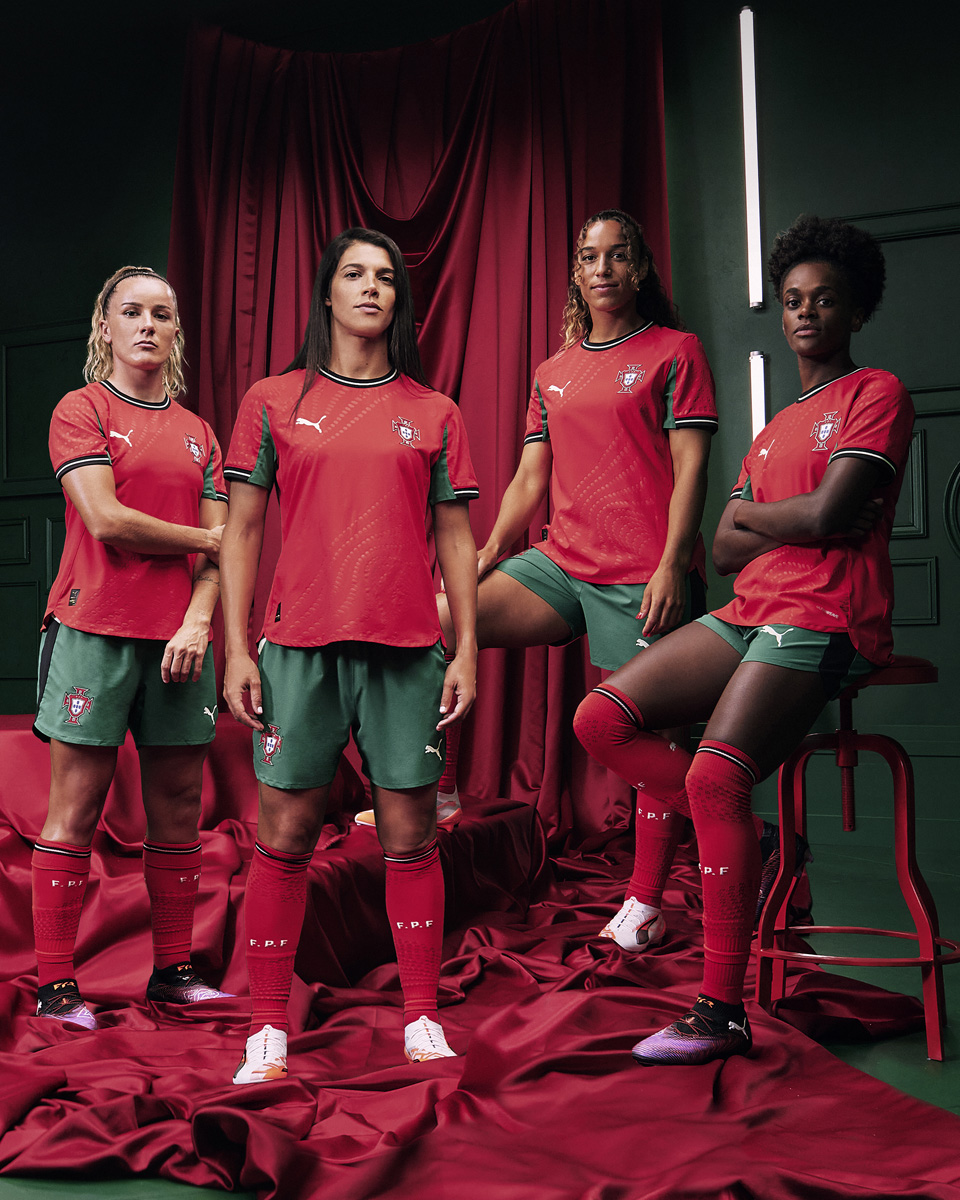 Camiseta Portugal mujer de local